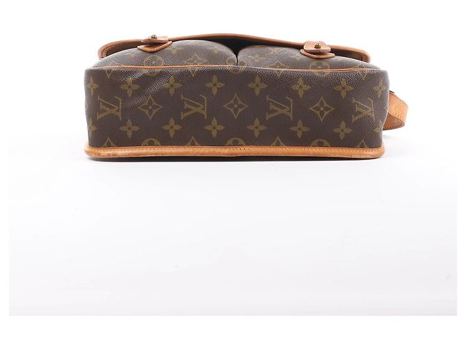 Gibeciere Borsa a tracolla Louis Vuitton Gibecière MM Monogram Canvas Marrone M42247 - vista 9