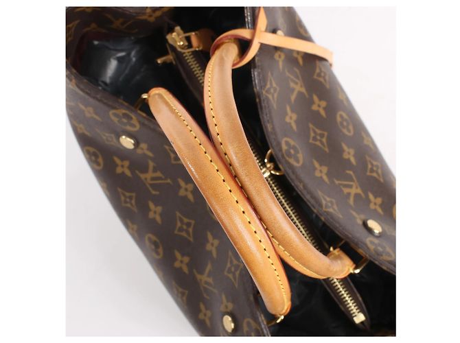 Borsa Louis Vuitton Montaigne GM in tela Monogram marrone Bordò - vista 7