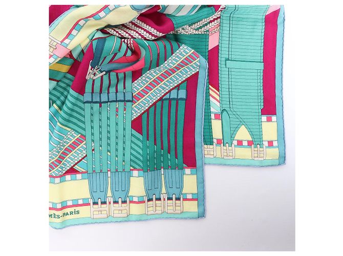 Sciarpa Carré Géant "SANGLES EN ZIGZAG" di Hermès in Cashmere e Seta, Verde x Viola - vista 2
