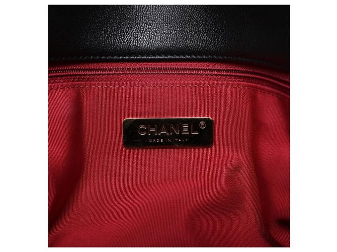 Borsa a tracolla Chanel 19 Large in pelle con catena nera 30157954 Rosso - vista 12