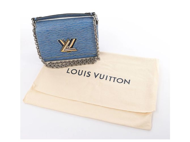 Borsa a tracolla Louis Vuitton Twist MM in pelle Epi blu M50271 Beige - vista 15