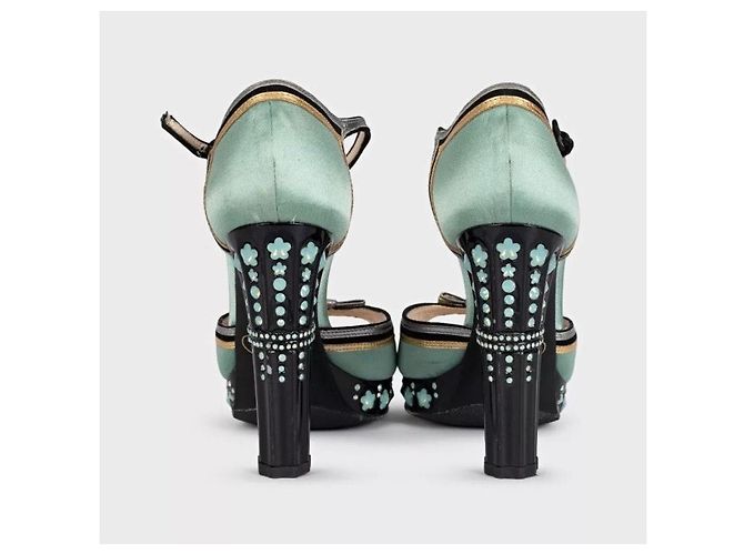 Prada Sandalen mit Textilabsatz in Hellblau mit Kristallabsatz Größe 37.5 Gebraucht - Ansicht 4