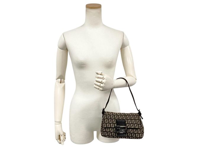 Borsa a tracolla a secchiello Fendi Zucchino Mini Mamma Marrone - vista 11