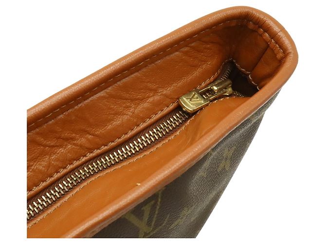 Borsa Tote Louis Vuitton Monogram Weekend PM Marrone Monogramma - vista 6