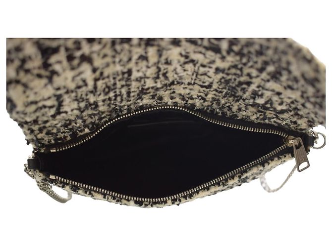 Alexander McQueen Borsa a tracolla Skull in tweed Nero Bianco - vista 15