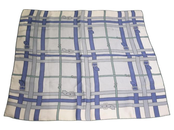 Burberry London Lenço Quadrado de Seda Belt Strap Branco Azul Cinza - vista 4