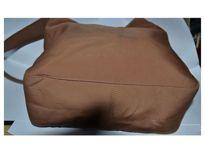 Bolso de hombro Valentino Garavani en nylon marrón Castaño - vista 7