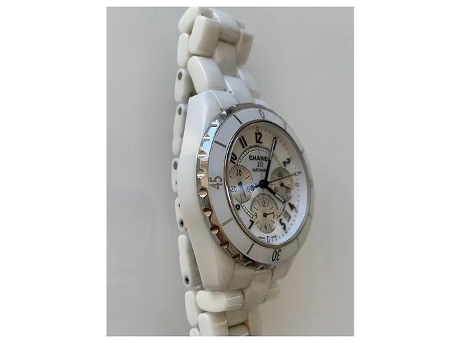 Chanel J12 Chronographenuhr Weiß - Ansicht 4