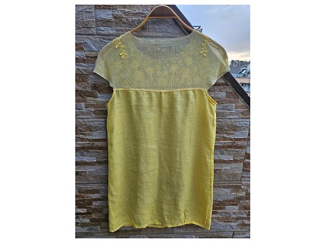 Ermanno Scervino Vestido de Playa de Lino Amarillo Bordado - vista 2