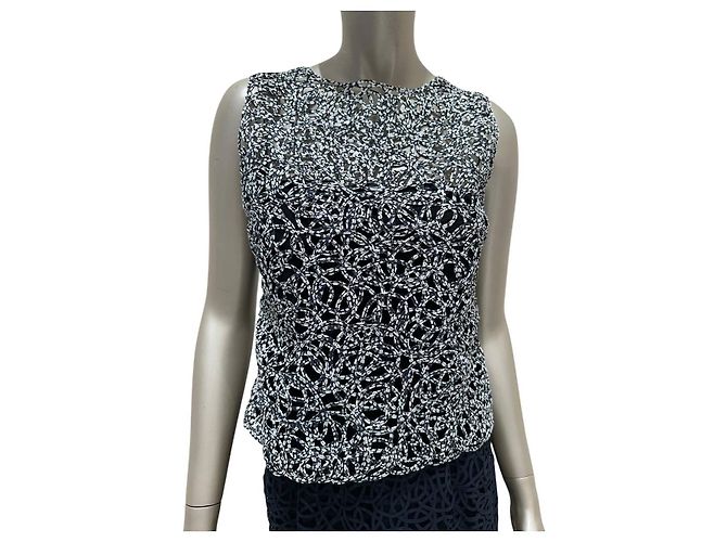 Completo due pezzi in pizzo bianco e nero Chanel Taglia 36 Usato - vista 3