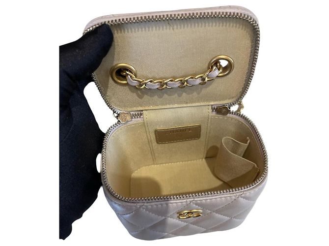 Chanel Mini Vanity Pearl Crush in pelle di agnello lilla Beige - vista 8