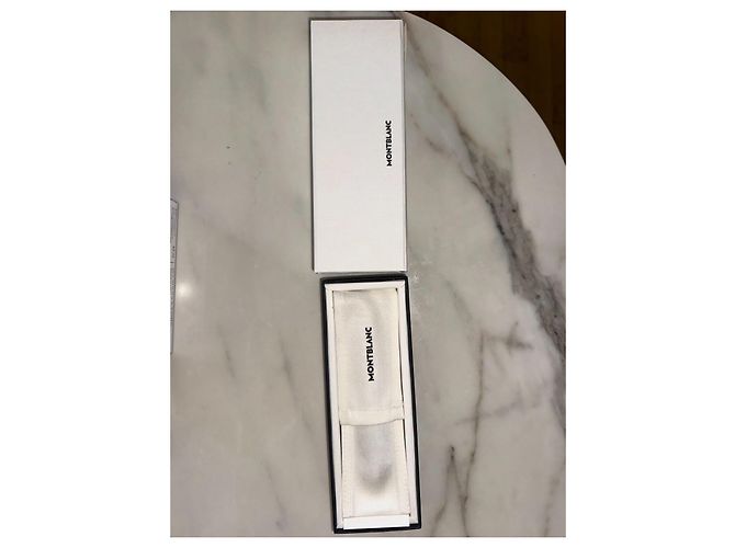 Montblanc Meisterstück LeGrand Platiné Stylo Plume MB132443 Noir - vue 5