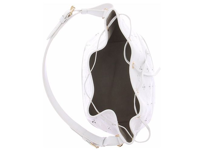 Noe Louis Vuitton Borsa Noé in pelle bianca Bianco - vista 7