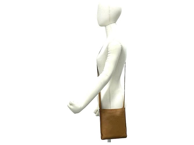 Hermès Borsa a tracolla Hermes Clou de Selle in pelle Agneau Milo Marrone - vista 2