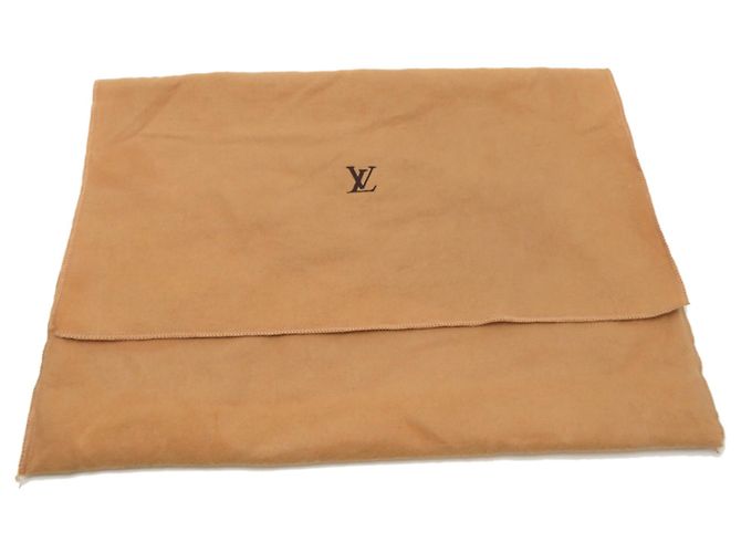 Borsa a tracolla Louis Vuitton MyLockme BB Beige Crudo - vista 9