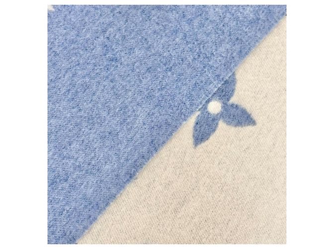 Stola in cashmere blu Louis Vuitton - vista 4