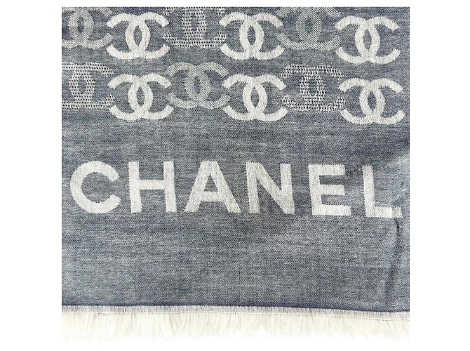 Timeless Stola in cashmere Chanel blu navy e bianco - vista 5