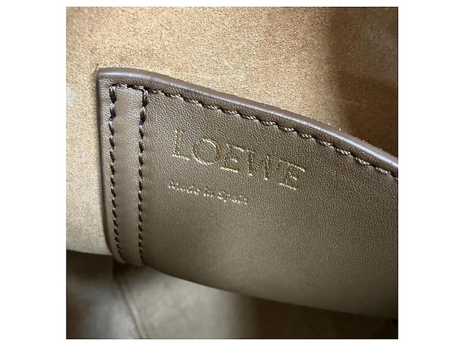Loewe Pebble Bucket Bag Khaki - Ansicht 10