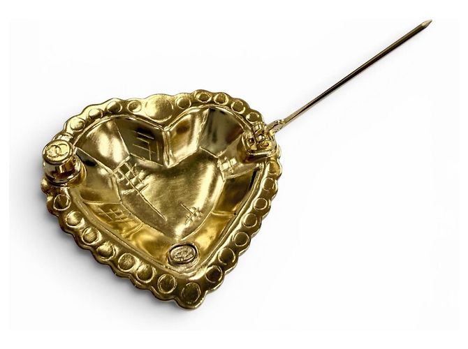 Broche Chanel L25K Coco Mark Heart Rhinestone Dourado - vista 6