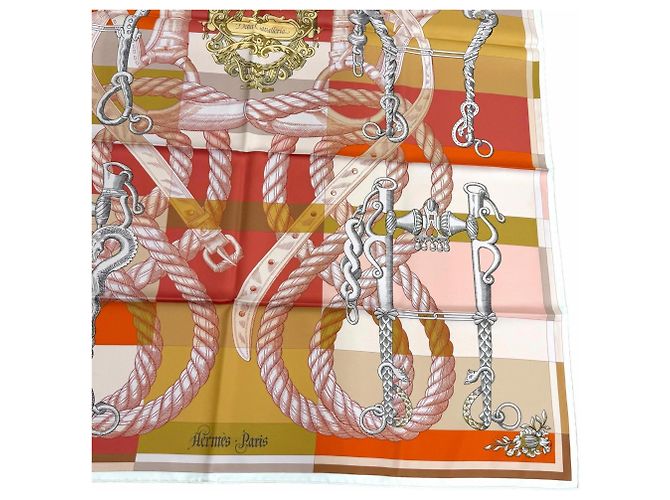 Hermès HERMES Carré 90 Gavroche della Cavalleria Sciarpa in seta Multicolore - vista 6