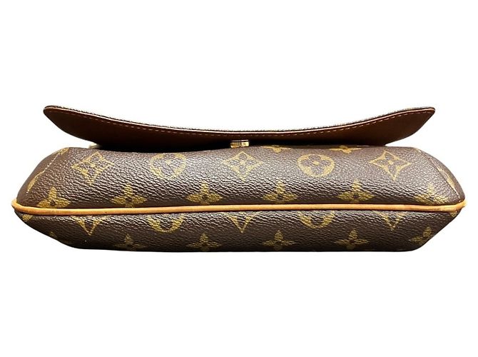 Borsa a tracolla corta Musette Tango Louis Vuitton Marrone - vista 3