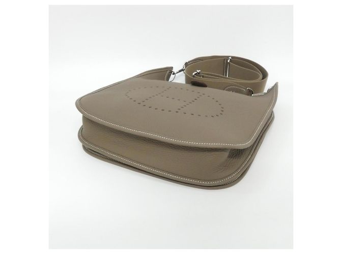 Hermès Borsa a tracolla Hermes Evelyne 3 PM Beige Taupe - vista 3