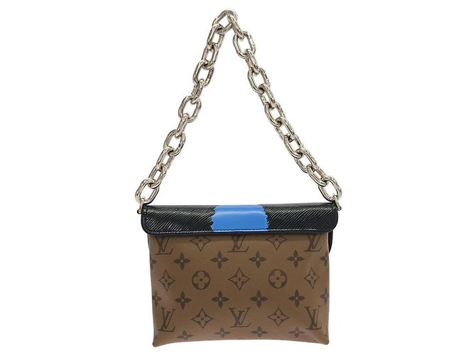 Pochette a Spalla Louis Vuitton Monogram Kabuki Mask Marrone Fuschia - vista 2