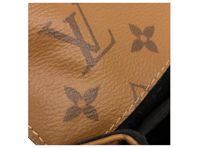 Louis Vuitton Monogram Reverse Pochette Métis MM Marrone - vista 9