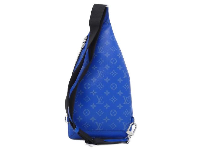 Borsa a tracolla Louis Vuitton Taiga Rama Duo Slingback Blu - vista 2