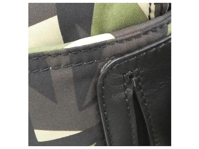 Fendi Mamma Baguette 7VA472 AD1E Marsupio Verde - vista 5