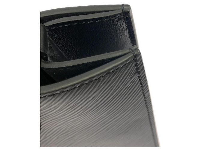 Handtasche Louis Vuitton Epi Sac Plat PM Schwarz - Ansicht 4