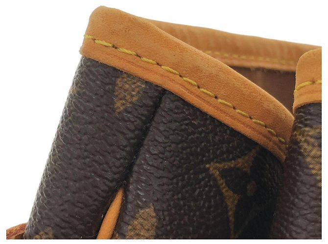 Borsa a tracolla verticale Louis Vuitton Monogram Batignolles Marrone - vista 4