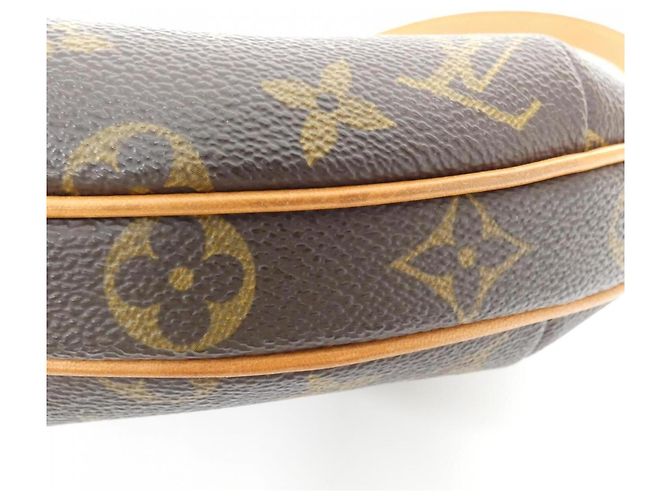 Borsa a tracolla Louis Vuitton Monogram Pochette Croissant Marrone - vista 2