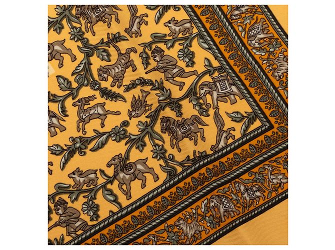 Foulard in seta Chasse en Inde giallo Hermès 42 Senape - vista 7