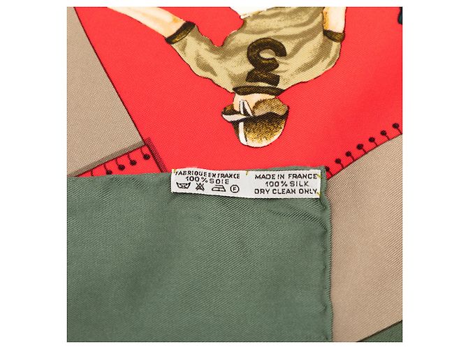 Sciarpa in seta Hermès Green Le Monde du Polo 90 Verde Verde oliva - vista 4