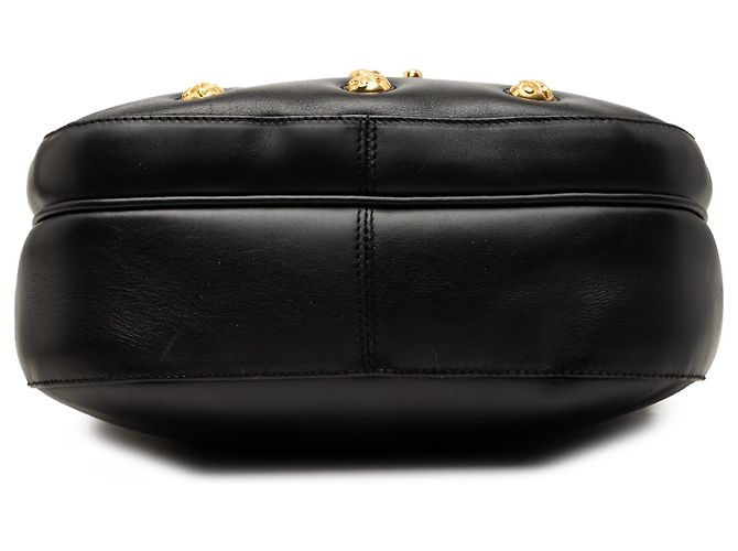 Salvatore Ferragamo Bolsa transversal Ferragamo em couro preto com tachas - vista 3