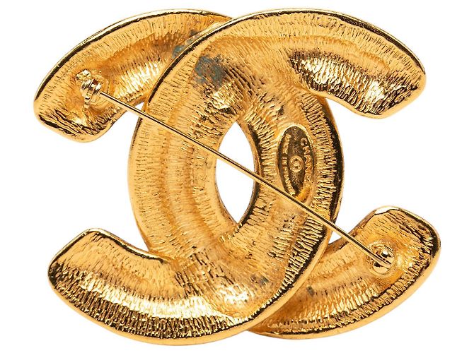 Spilla Chanel Gold CC trapuntata placcata oro D'oro - vista 2