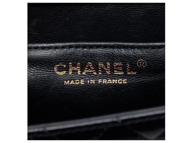 Chanel Black CC Quilted Patent Square Flap Nero - vista 5