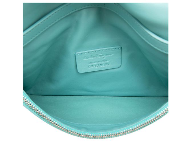 Salvatore Ferragamo Borsa a tracolla Ferragamo Blue Mini Padded Leather Viva Bow Turchese - vista 4