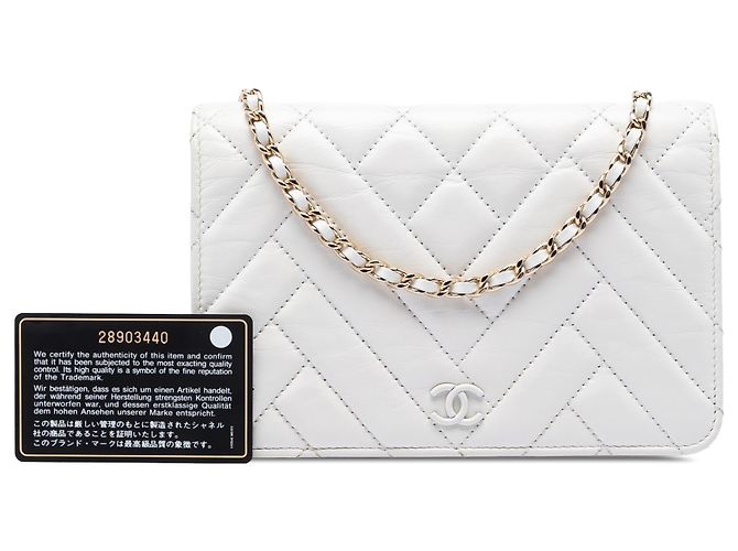 Wallet On Chain Cartera con cadena en piel de becerro chevron blanco CC de Chanel - vista 7