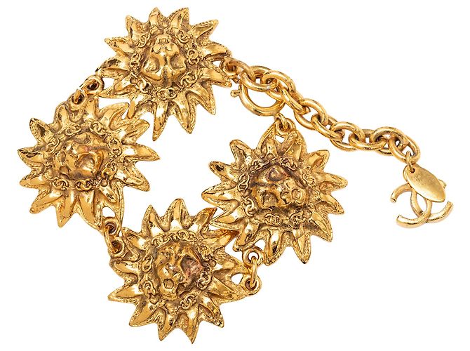 Bracciale a maglie Chanel Gold CC con medaglione a testa di leone placcato oro D'oro - vista 2