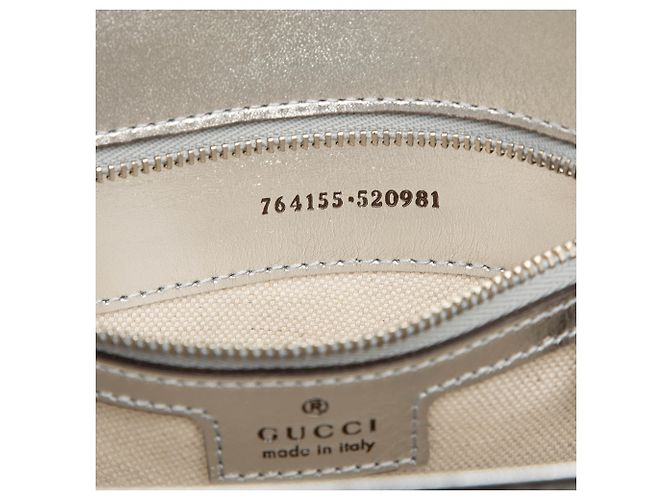 Borsa a tracolla Gucci Silver Metallic Textured Calfskin Asymmetric Horsebit 1955 Argento - vista 6