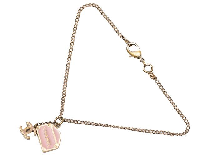 Bracciale Charm Chanel 31 Rue Cambon placcato oro e smalto CC Gold - vista 2