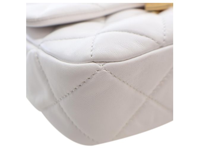 Chanel White Mini Quilted Lambskin Candy Chain Flap Bianco - vista 11