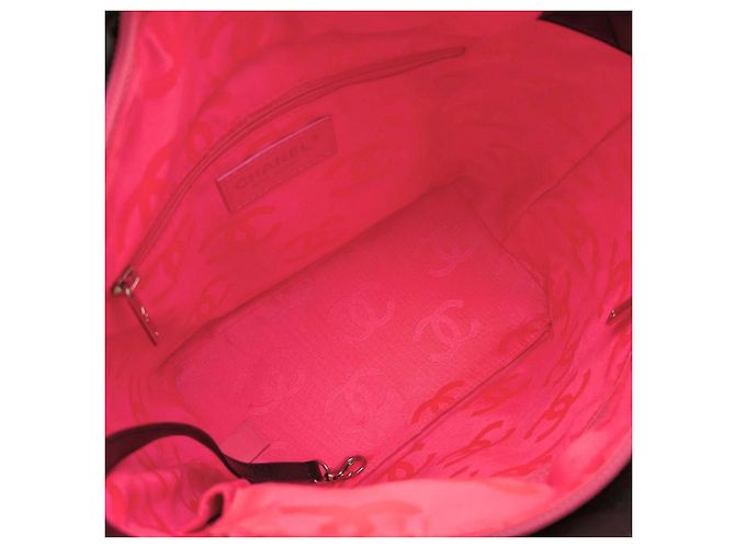 Chanel Black Medium Lambskin Cambon Ligne Tote Negro - vista 4