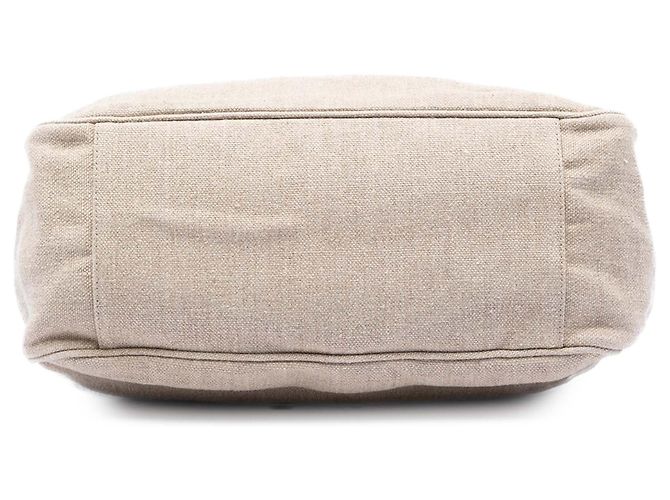 Tote Chanel Beige CC Canvas con Asa de Carey - vista 3