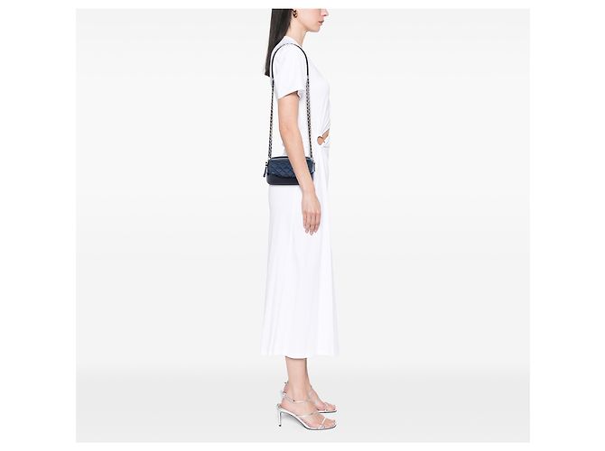 Clutch Chanel Gabrielle Blue Bicolor in pelle di vitello invecchiata con doppia zip e catena Blu navy - vista 6