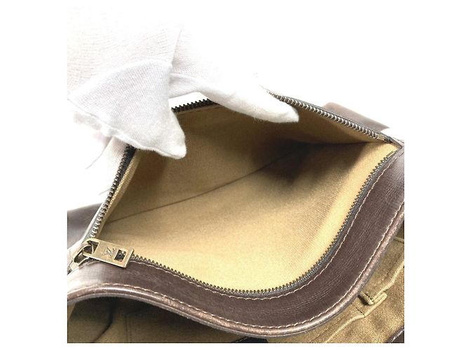 Borsa Messenger Louis Vuitton Utah Ohama Marrone - vista 14
