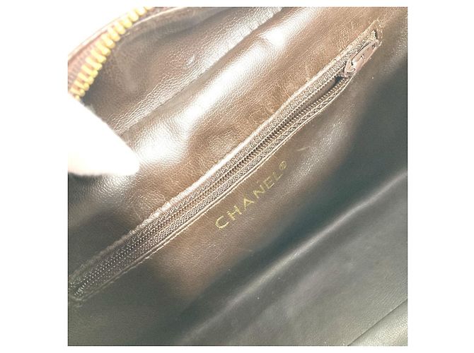 Timeless Borsa logo matelassé vintage di Chanel Marrone - vista 12