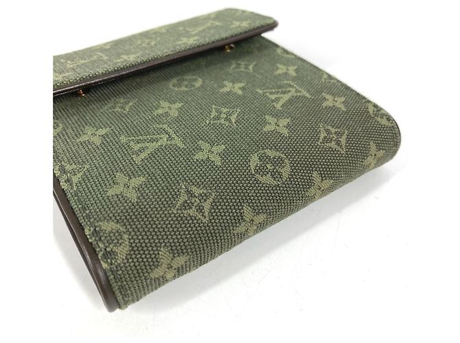 Portafoglio tripartito Khaki Louis Vuitton Cachi - vista 4